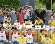 김승연 회장, 어린이날 맞아 꽃동네 방문