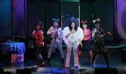 걸스나잇, ‘웃음’ 코드 내세워 인기