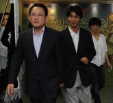 유인촌 장관 게임업체 현장 방문
