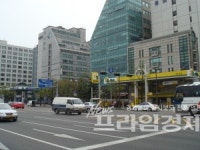 주유소 문 닫고 업주 자살까지…