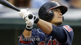 추신수 홈런 2방, 시즌 10호 홈런 고지 넘어섰다