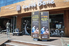 한예슬과 송승헌이 떴다, 카페베네 새로운 CF 촬영 현장 공개