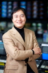 케이엠에이치, 코스닥 원년 초우량 메이커로 도약