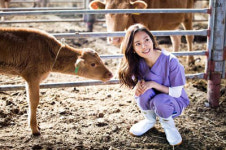 한지민, 수의사로 완벽변신 위해 직접 동물병원 찾아
