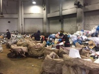 양주시 재활용선별장, 급증하는 재활용쓰레기 처리에 구슬땀