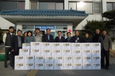 부석면발전협의회, 경로당 찾아 떡국나눔 세배
