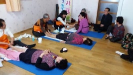 김제 신풍동 『주물주물 효사랑－경로당 순회봉사』 첫 개시