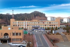 괴산군, 소수면 옥현2리 마을회관 새단장