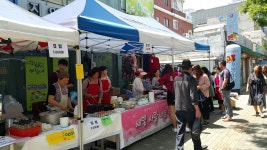 새빛지역아동센터 경로잔치 기금마련 사랑의 바자회 열어