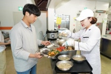 광주시청 구내식당 송림홀, Eco-friday 친환경 로컬푸드 식단 운영