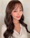 예쁜 헤어와 메이크업 고마워요... 지난 17일 박지은의 인스타그램이 화제