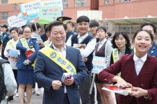 박승원 광명시장, 광명북중 찾아 학생 격려