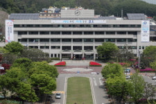 산본도서관 시설공사로 자료실 등 일부 쉰다