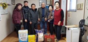 목감동 36개소 경로당 방문 설위문품 전달