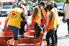 구리시, 코로나19 대응 어르신을 위한 사랑의 세탁 봉사