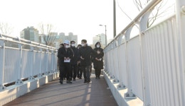 성동구 중랑천변 보행교 개통, 산책로 더 안전해졌다