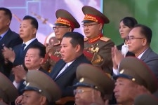 김정은, 김여정에 軍 후방부문 임의시찰 권한 줘…내부 바짝 '긴장'