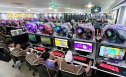 프랜차이즈 욜로PC방, 거제고현점·진해자은점 개점 예정