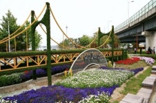 49호광장 자투리에 광안대교 조형물 설치