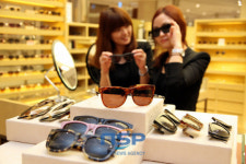 부산 신세계센텀시티, 슈퍼 선글라스 올 여름 핫 아이템