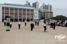 부산 연제경찰서-경상대 학생들, 학교폭력 근절 퍼포먼스