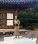 대하소설 ‘토지’ 배경 하동군 악양, 박경리 동상 건립