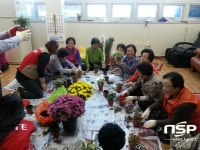 롯데몰 동부산점 샤롯데 봉사단, 공수 경로당과  ‘1인 1화분 심기’ 운동