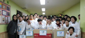 유디치과, ‘부천사랑터’에 구강건강용품 전달