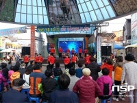 장흥토요시장에서 빛난 ‘늘푸른 토요건강 운동팀’ 눈길