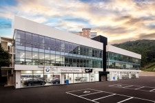 동성모터스, BMW 사직 인증중고차 전시장 오픈기념 경매 이벤트 실시