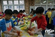  울릉 천부초등, 김장나눔행사로 훈훈한 사랑 전해요 