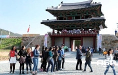  강진군 ‘전라병영성 축제’, 가족·체험형 호국축제로 자리매김 