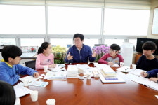  용인 능원초등학교 방문단, 정찬민 시장과 대화 ‘눈길’ 