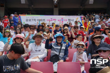  광양읍 송보7차 아파트, 야구장 나들이로 공동체 활성화 꾀해 