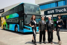  만트럭,단독 PDI센터·MAN 라이온스 2층 버스 공개 