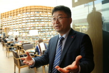  신세계그룹, 핵심 사업으로 편의점 육성…브랜드 이마트24로 교체 