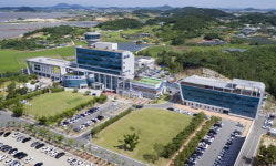  신안군, 환경분야 대한민국 서비스 만족 대상 수상 