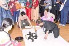  우공서예사랑회, 김포지하철 시대 맞아 회원전 개최 