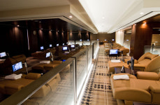 더 리버사이드호텔, 사우나에 조식 주차 9시간 패키지 3만원대 출시