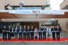 김동희 부천시의장, 상동어울마당 개관식 참석