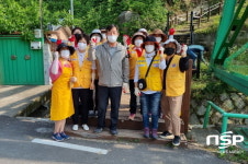봉화군 춘양면 적십자봉사회, 만석봉등산로 정비 실시