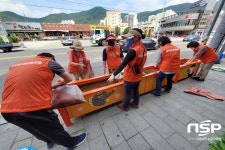 순천시 왕조1동, 꽃 피니 벌들의 행진 이어져...새로운 거리로 변모 중