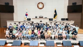 용인특례시의회 ‘청소년 지방자치아카데미’, 초당초 4학년 참여 방문