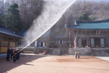 속초시, ‘신흥사 극락보전’ 문화재 화재대응훈련 실시