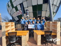 포스코 포항제철소 목공예봉사단, 지역 취약 청소년에 학습용 가구 선물