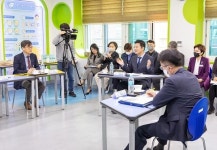 김태우 강서구청장, 초등학교 통학 안전 점검 회의 참석·스쿨존 보행 안전 확보 약속