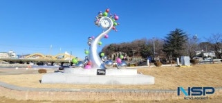 예천군, 상징 조형물 시계탑 방치에 이어 부실시공 논란까지 일어