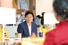 조용익 부천시장, 가정의 달 맞아 고강본동서 특별한 하루 보내