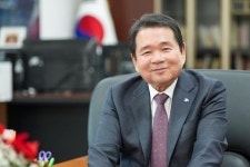 강원도교육청, 홍천 석화초등학교 이전 추진 발표