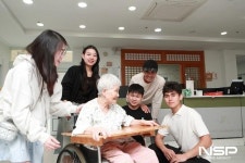 군장대 외국인 유학생들, 요양시설 현장실습